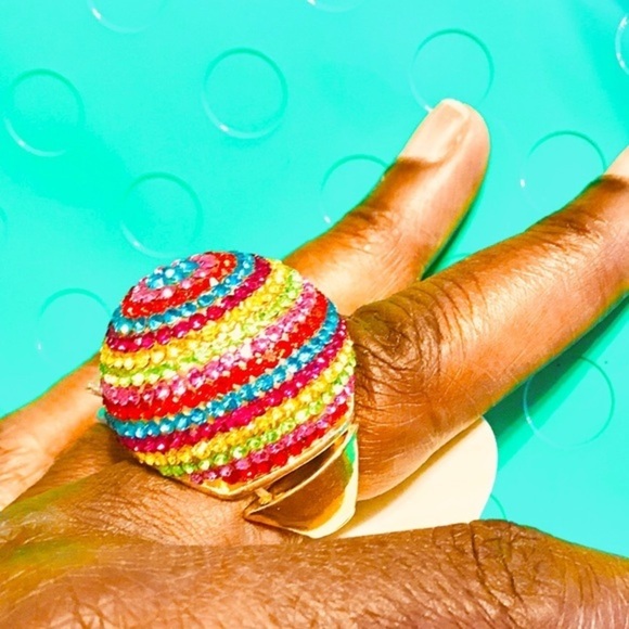 Multicolor rhinestone dome ring - Picture 5 of 5